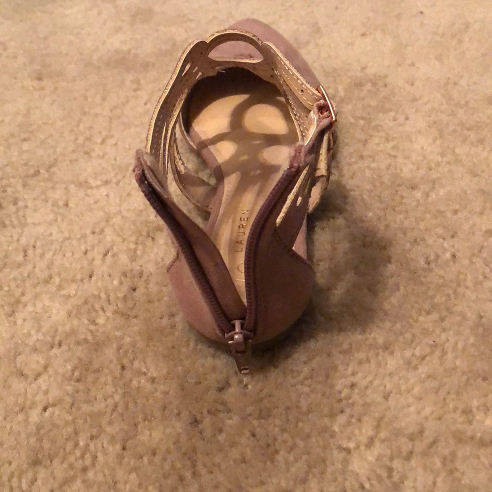 Shoes - Picture 3 of 4